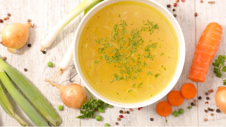 Caldo Casero de Verduras